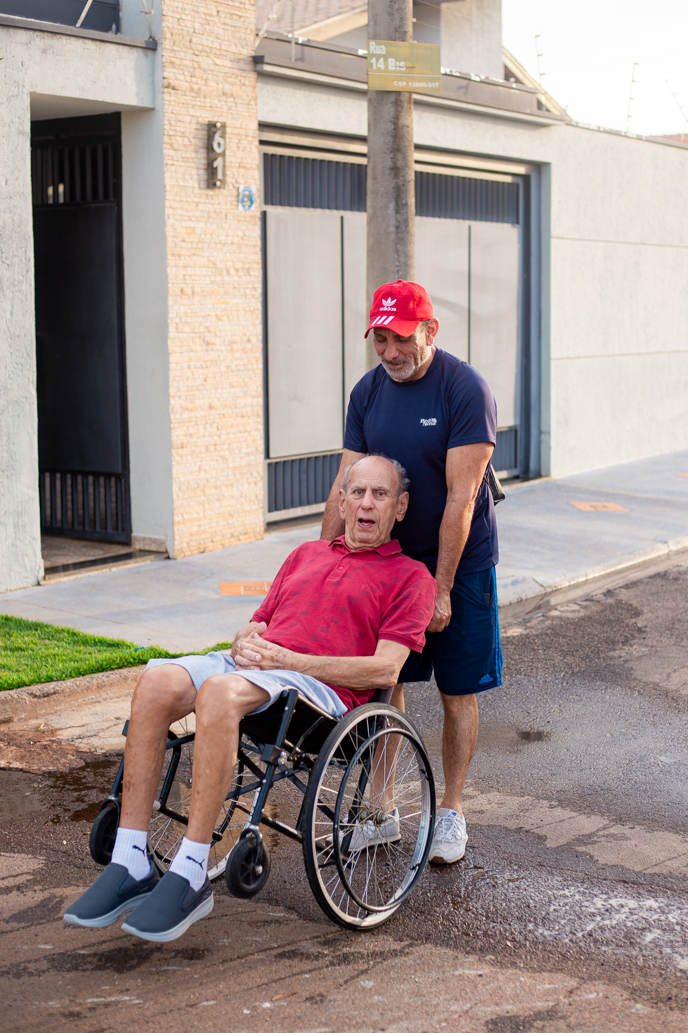 Descrição da Imagem 145